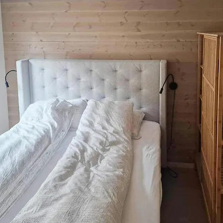 Feriehus Near-sea Boat House With Panoramic Views Sykkylven